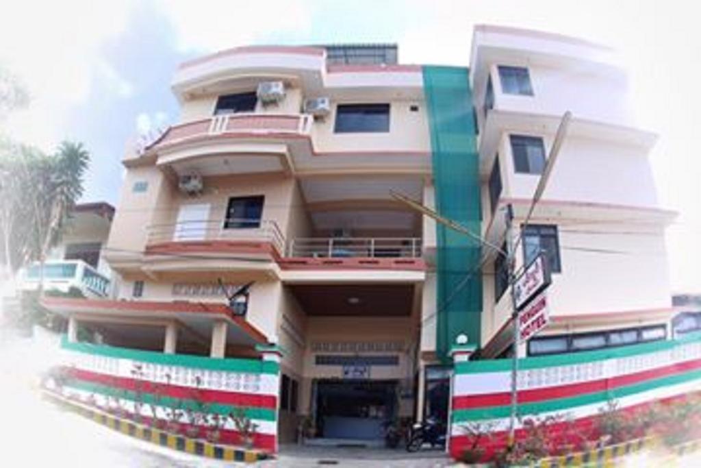 Penguin Hotel Kawthaung Bagian luar foto