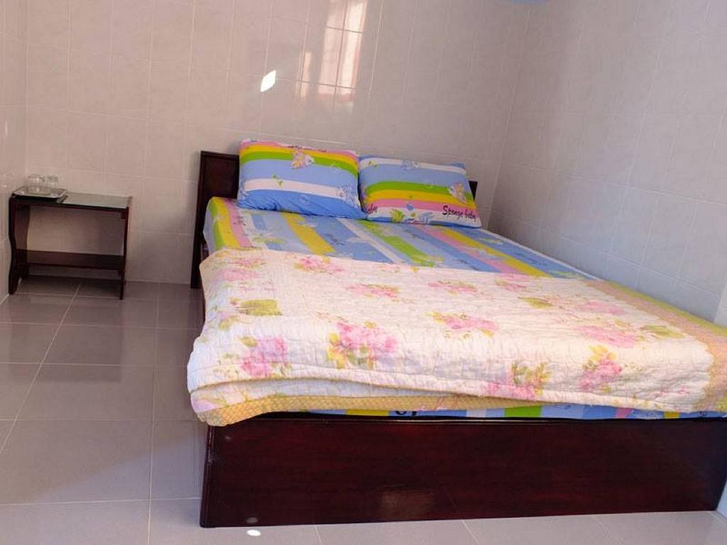 Penguin Hotel Kawthaung Bagian luar foto