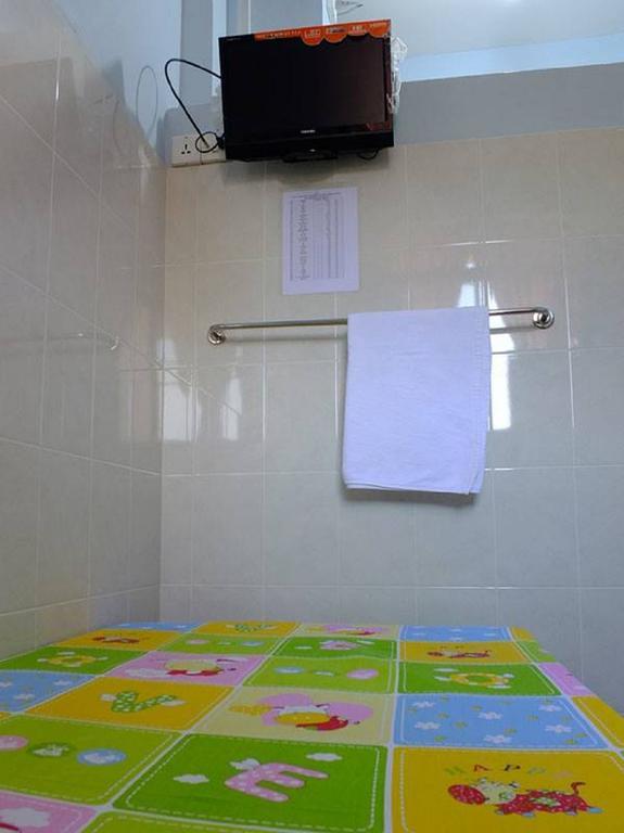 Penguin Hotel Kawthaung Bagian luar foto